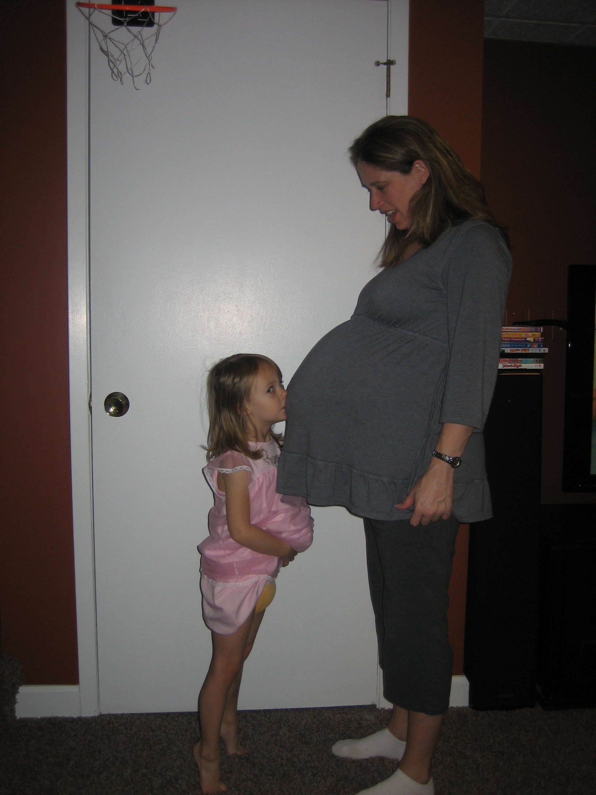Pregnant With Triplets Pics 99